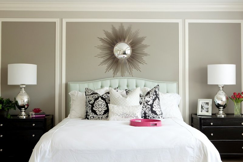 Что повесить над кроватью в спальне: самые необычные идеи - читайте статьи  от «Ваша Мебель»